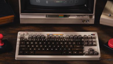أحدث لوحة مفاتيح قديمة من 8BitDo هي قصيدة لـ Commodore 64