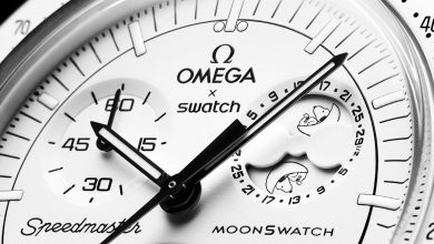 لقد وصلت ساعة Swatch x Omega Snoopy MoonSwatch