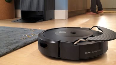 أحدث جهاز Roomba من iRobot يغسل ممسحته الخاصة
