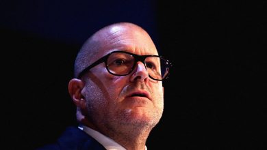 رهان Openai الكبير أن Jony Ive يمكن أن يجعل أجهزة منظمة العفو الدولية تعمل